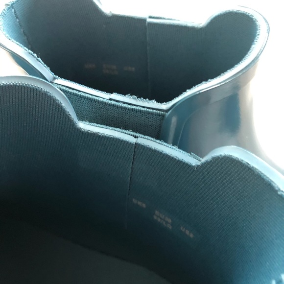 Hunter Original Refined Chelsea Rain Boots - Picture 10 of 12